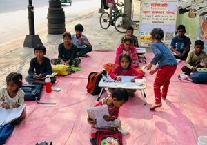 Dhaula Kuan, New Delhi - 18 april 2025